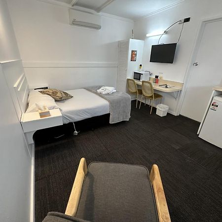 Charlton Motel Bagian luar foto