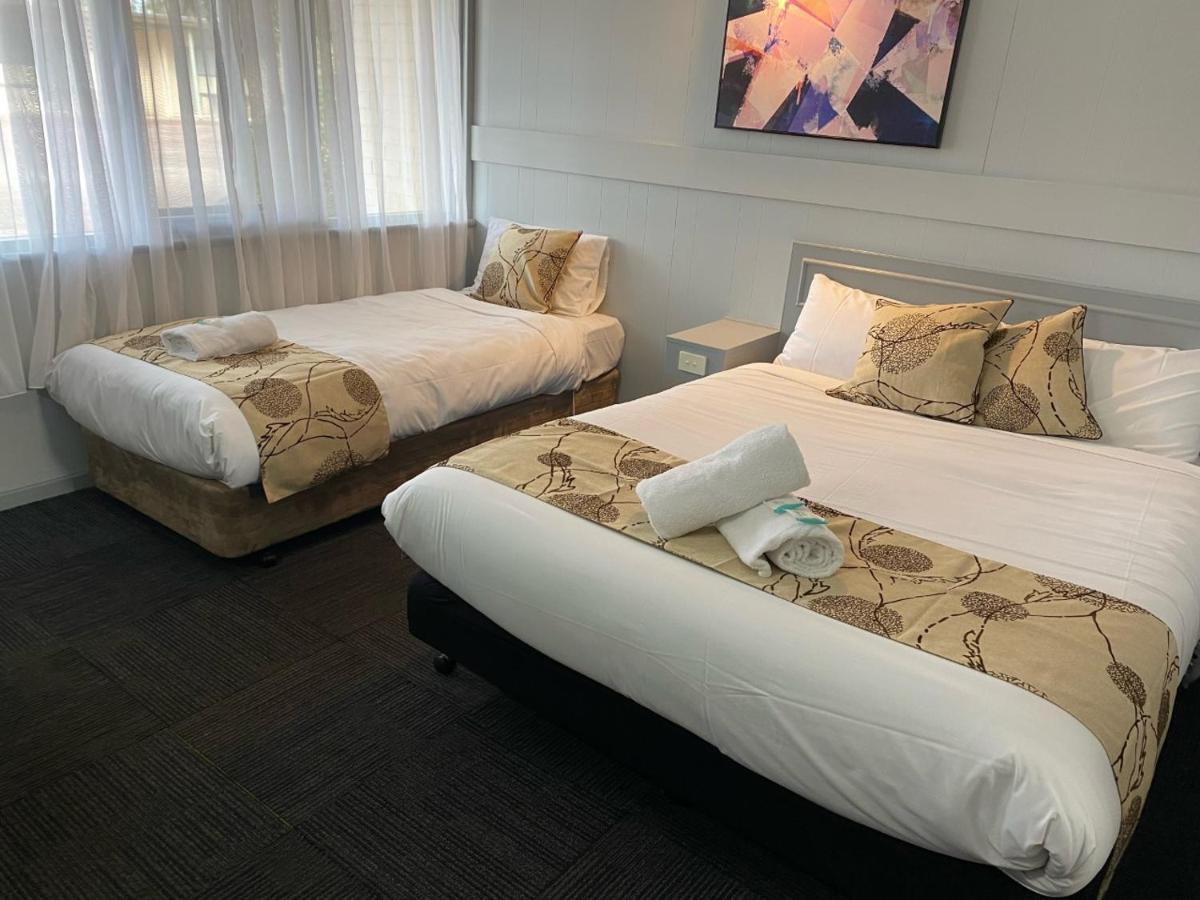 Charlton Motel Bagian luar foto