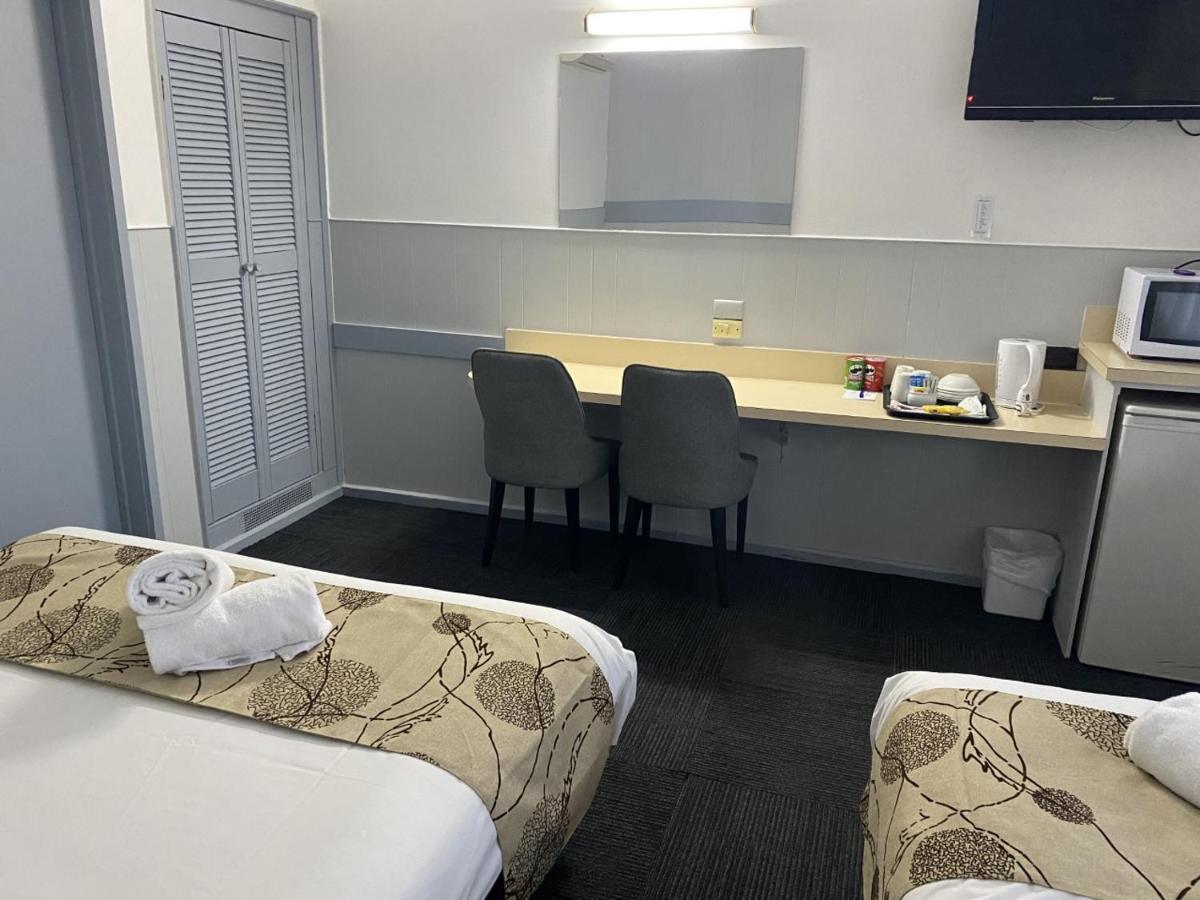 Charlton Motel Bagian luar foto
