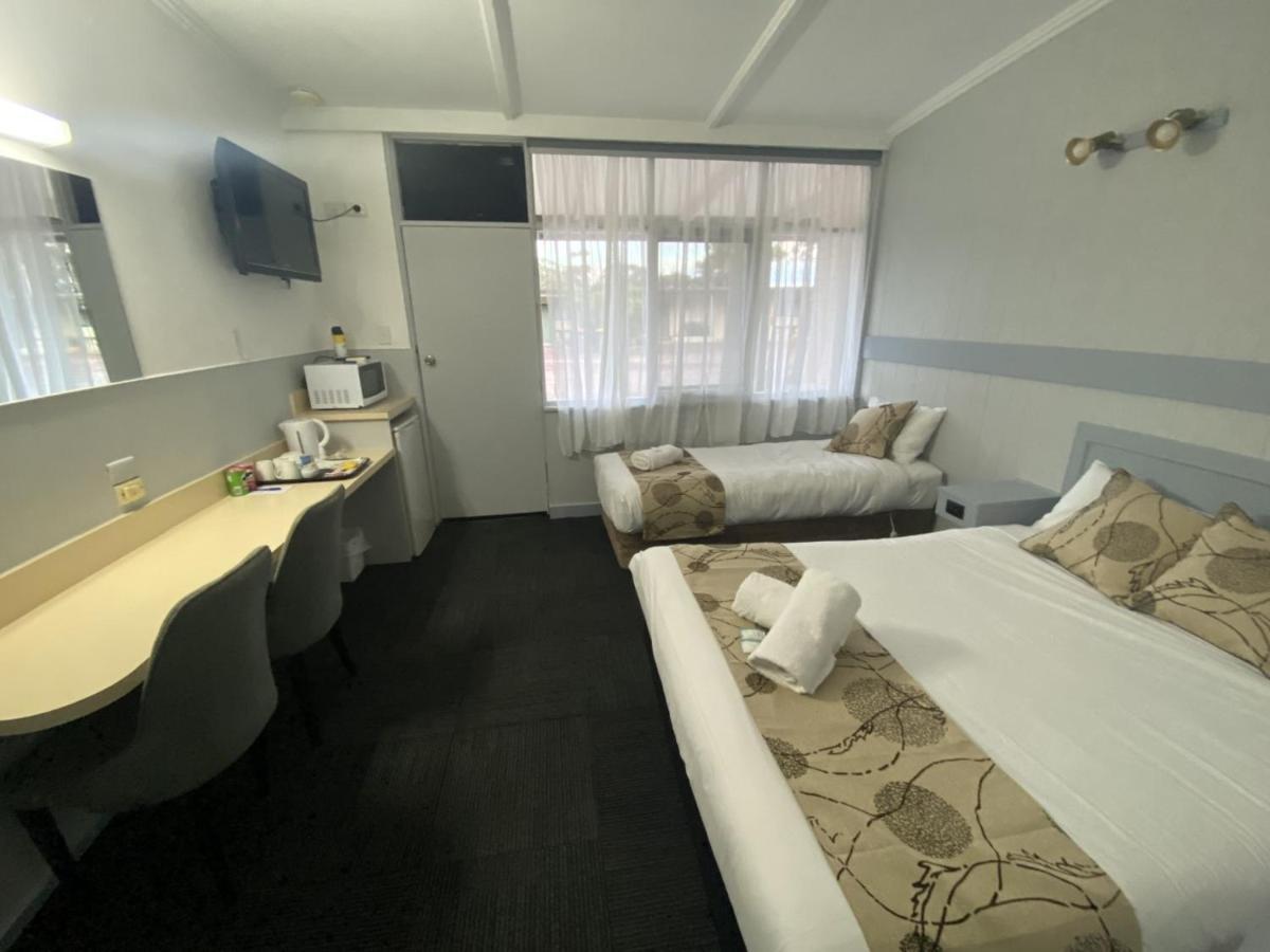 Charlton Motel Bagian luar foto
