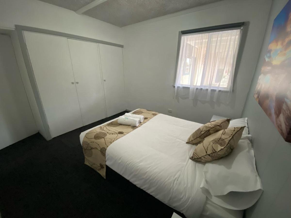 Charlton Motel Bagian luar foto