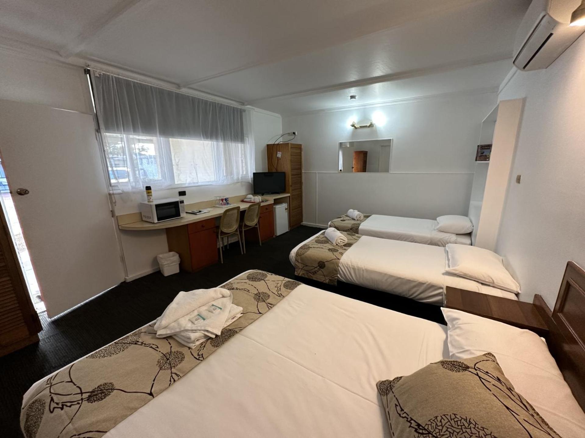 Charlton Motel Bagian luar foto